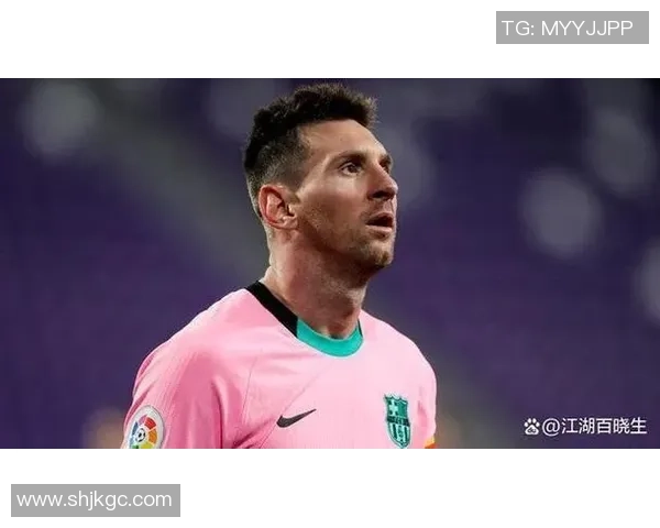 足球史上十大经典9号球星盘点 揭秘锋线巨星的辉煌与传奇